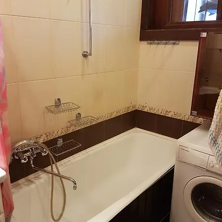 Centralnaja 5 *